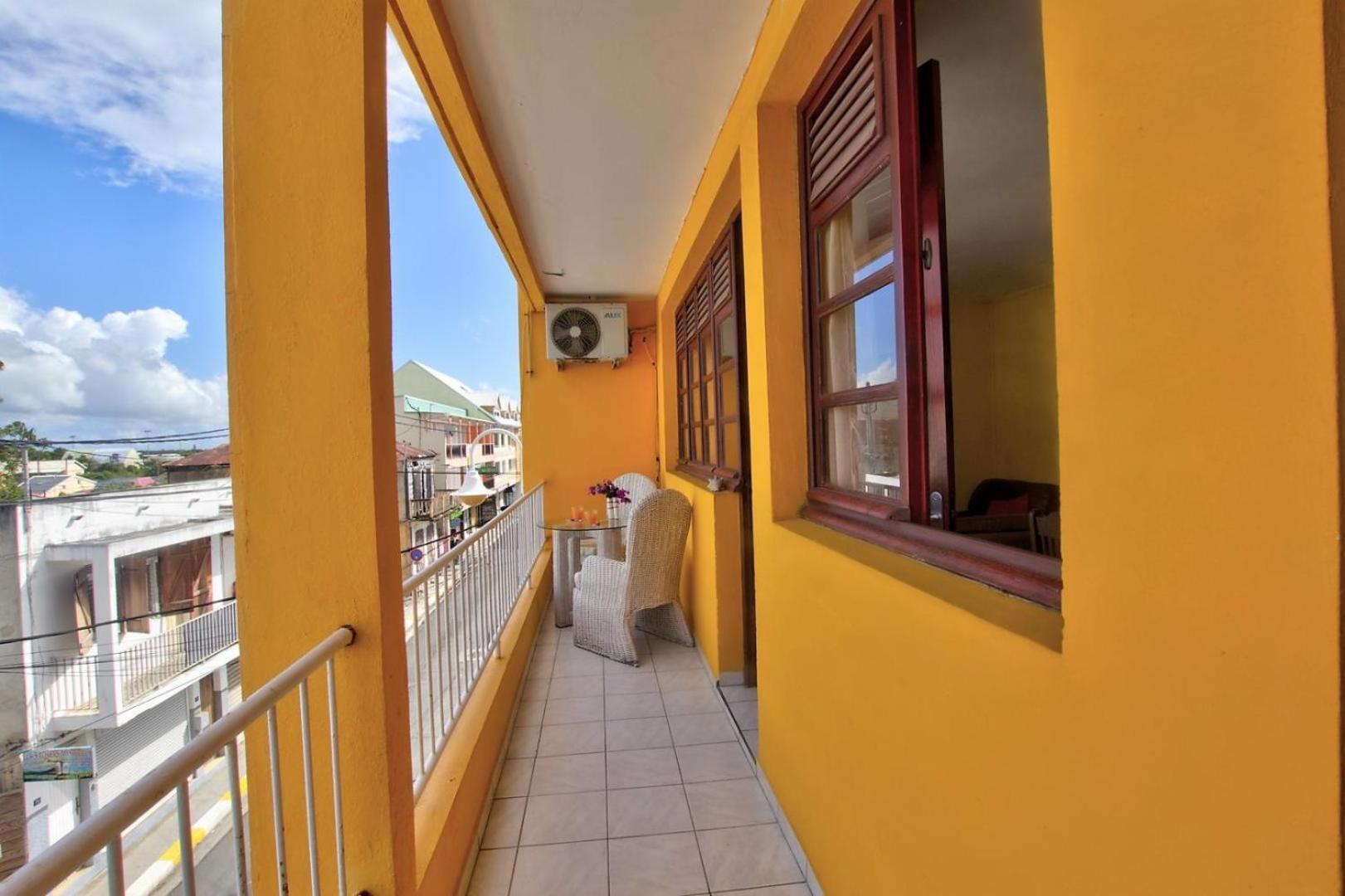 Appartement Tout Confort Sainte-Anne  Ngoại thất bức ảnh